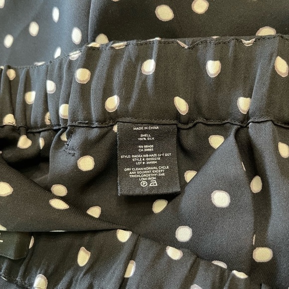 THEORY, WIDE LEG, CROP PANTS. FLUID PULL ON, BLACK & WHITE POLKA DOT. SIZE S - Picture 7 of 7